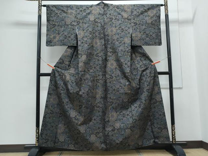 平和屋着物●本場大島紬　9マルキ　葡萄蔦の葉文　正絹　逸品　CABH3778th
