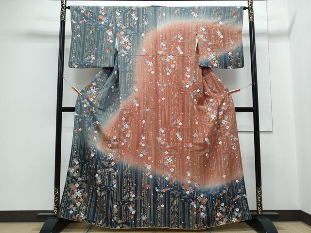 平和屋着物●訪問着　草花文　暈し染め　金彩　鬼しぼ縮緬　正絹　逸品　CABH3784th