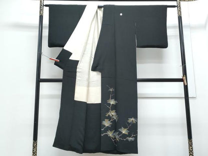 平和屋着物■豪華黒留袖　手描き　枝松文　金彩　正絹　逸品　CABH3832th