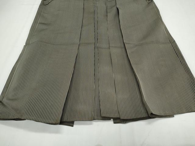 平和屋着物＊夏物　男性　馬乗り袴　縦絽　縞　正絹　逸品　CABH3947th
