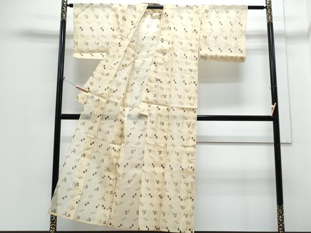 平和屋着物＊夏物　本場琉球絣　正絹　逸品　CABH3958th