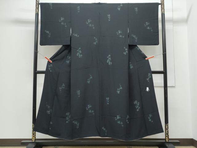 平和屋着物●上質な小紋　草葉文　黒地　金彩　正絹　逸品　CABH3991th
