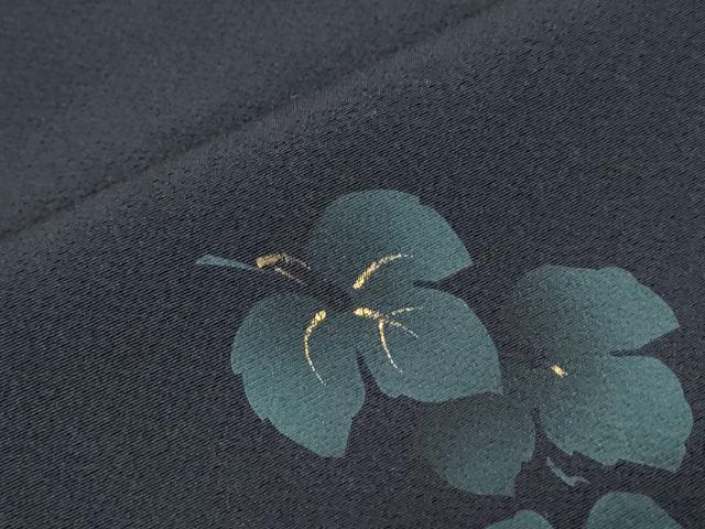 平和屋着物●上質な小紋　草葉文　黒地　金彩　正絹　逸品　CABH3991th
