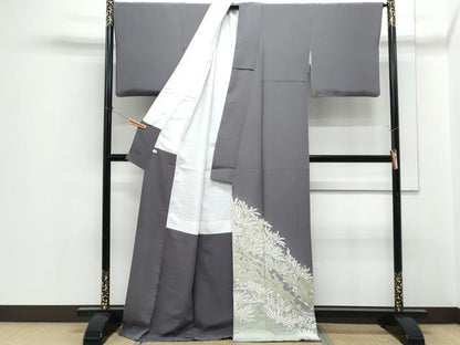 平和屋着物●十日町　名門　滝泰謹製　色留袖　重ね絞り　吉祥花文　暈し染め　金銀糸　正絹　逸品　CABH3995th