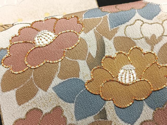 平和屋着物■豪華黒留袖　駒刺繍　色紙花文　金銀彩　正絹　逸品　CABH4279xe