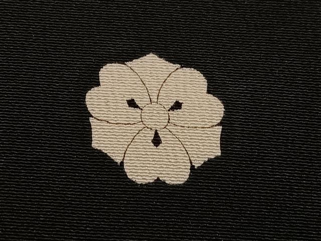 平和屋着物■豪華黒留袖　駒刺繍　色紙花文　金銀彩　正絹　逸品　CABH4279xe