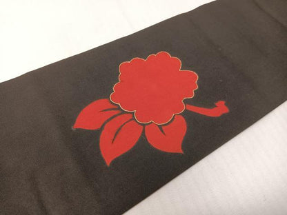 平和屋着物●塩瀬　九寸名古屋帯　駒刺繍　草花文　黒地　金彩　正絹　逸品　CABH4503vp