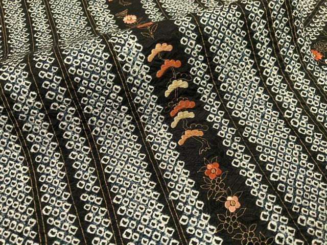 平和屋着物●九寸名古屋帯　刺繍　絞り　草花間道　黒地　金彩　正絹　逸品　CABH4535vp