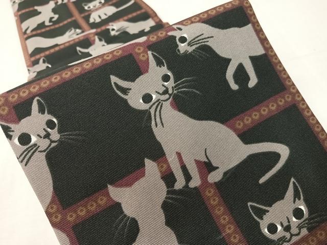 平和屋着物●H・L（アッシュエル）　HENRI-LUC CHAPUIS　半幅帯　小袋帯　猫　黒地　未使用　CABH4588vp