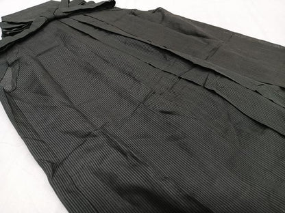 平和屋着物＊夏物　男性　馬乗り袴　縦絽　縞　正絹　逸品　CABH5211xi