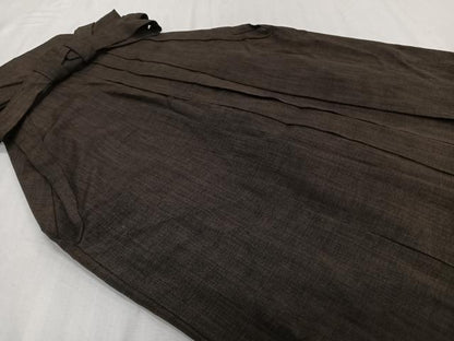 平和屋着物＊夏物　男性　馬乗り袴　紬地　鉄黒色　正絹　逸品　CABH5225xi