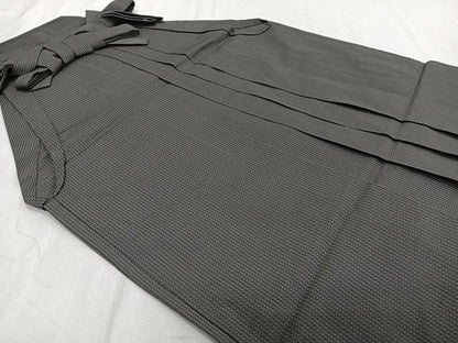 平和屋着物＊夏物　男性　行灯袴　縦絽　墨色　正絹　逸品　CABH5228xi