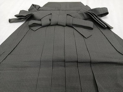 平和屋着物＊夏物　男性　行灯袴　縦絽　墨色　正絹　逸品　CABH5228xi