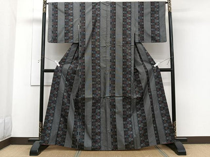 平和屋着物■本場大島紬　９マルキ　花間道　正絹　逸品　CABH5532xi