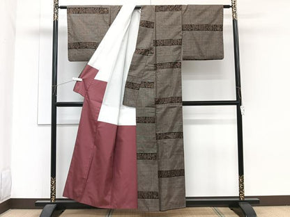 平和屋着物■本場大島紬　7マルキ　横段人物花文　正絹　逸品　CABH5544xi