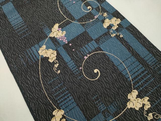 平和屋着物●八寸名古屋帯　葡萄蔦の葉文　黒地　銀通し地　正絹　逸品　CABH6719dy