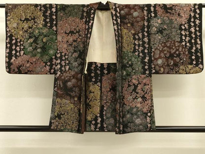 平和屋着物＃羽織　寿光織　草花文　黒地　金糸　正絹　逸品　CABH6824in