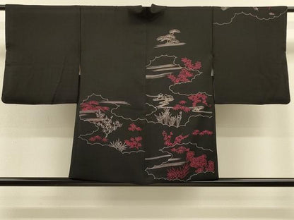 平和屋着物＃羽織　雲取り流水花文　黒地　正絹　逸品　CABH6833in