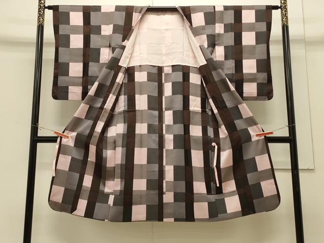 平和屋着物＃道行コート　雨コート　単衣　チェック柄　ロング丈　正絹　逸品　CABH6845in