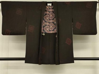 平和屋着物＃羽織　地紋起こし　色紙花文　黒地　正絹　逸品　CABH6869in