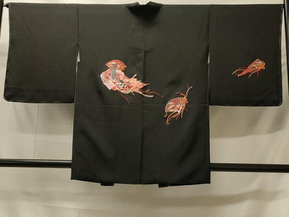 平和屋着物＃羽織　駒刺繍　総刺繍　檜扇人物花文　黒地　銀糸　正絹　逸品　未使用　CABH6942in