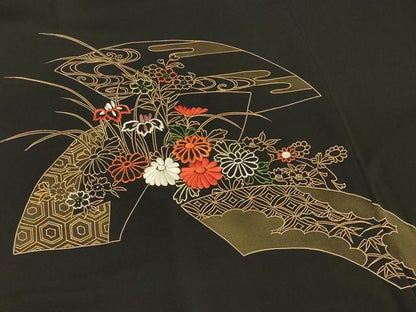 平和屋着物＃羽織　刺繍　地紙吉祥草花文　黒地　金彩　正絹　逸品　CABH6952in
