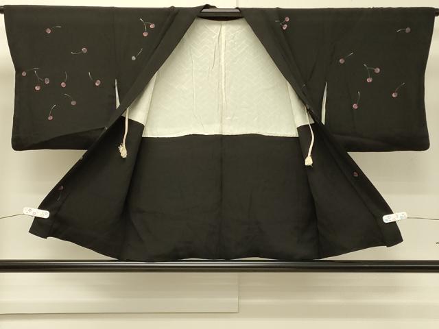 平和屋着物＃羽織　手描き　さくらんぼ　黒地　正絹　逸品　CABH6957in