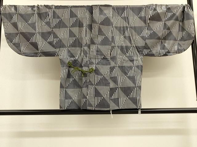 平和屋着物∞男性　道中着　幾何学文様　キングサイズ　正絹　逸品　CABH6998in