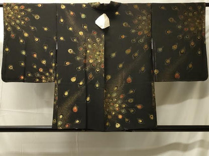 平和屋着物＃羽織　寿光織　孔雀羽文　黒地　金糸　正絹　逸品　CABH7034in