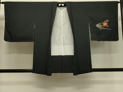 平和屋着物＃羽織　道長御所車花文　黒地　金彩　正絹　逸品　未使用　CABH7051in