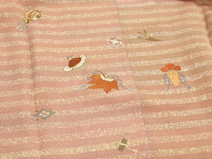 平和屋着物＃道行コート　駒刺繍　横段宝尽くし文　暈し染め　金糸　高島屋扱い　ロング丈　正絹　逸品　CABH7056in