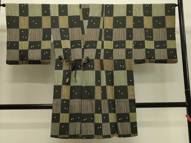 平和屋着物＃道中着　変わり市松文　鬼しぼ縮緬　ロング丈　正絹　逸品　CABH7059in