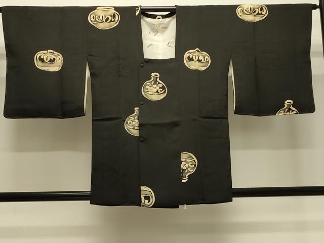 平和屋着物＃道行コート　地紋起こし　陶器文　黒地　正絹　逸品　未使用　CABH7081in