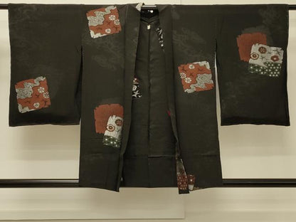 平和屋着物＃羽織　単衣　寿光織　色紙流水花文　黒地　銀糸　正絹　逸品　CABH7116in