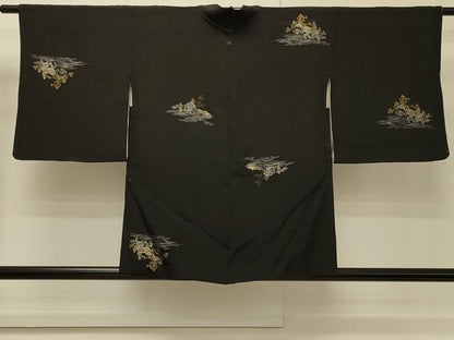 平和屋着物＃羽織　寿光織　立波風景文　黒地　金銀糸　正絹　逸品　CABH7119in