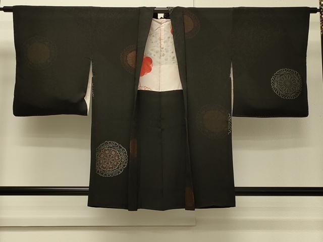 平和屋着物＃羽織　正倉院花文　黒地　銀糸　正絹　逸品　CABH7121in