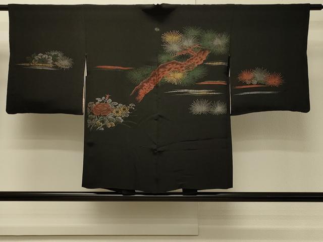 平和屋着物＃羽織　寿光織　枝松花文　黒地　金銀糸　正絹　逸品　CABH7122in