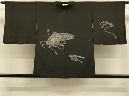 平和屋着物＃羽織　刺繍　文箱花鳥文　黒地　正絹　逸品　未使用　CABH7180in