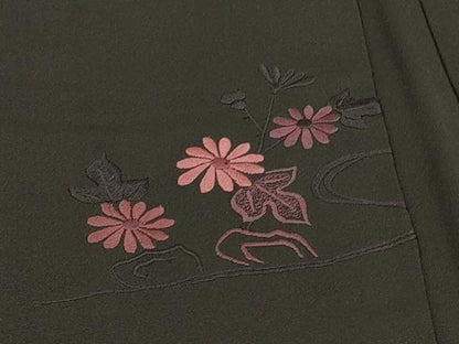 平和屋着物＃羽織　総刺繍　流水草花文　黒地　正絹　逸品　CABH7186in