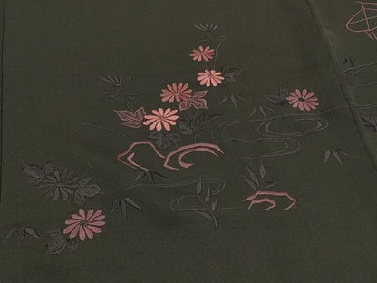 平和屋着物＃羽織　総刺繍　流水草花文　黒地　正絹　逸品　CABH7186in