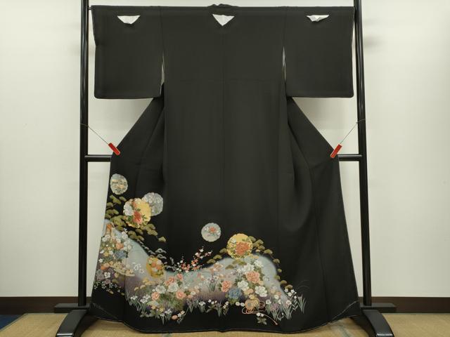 平和屋着物●豪華黒留袖　駒刺繍　雪輪重ね吉祥花文　暈し染め　金彩　正絹　逸品　CABH7977ze