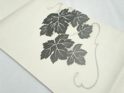 平和屋着物＊夏物　九寸開き名古屋帯　蔦の葉唐草文　銀糸　正絹　逸品　CABH8254fb