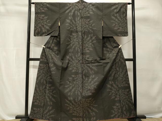 平和屋着物■上質な紬　枝葉文　黒地　正絹　逸品　CABH8838ev