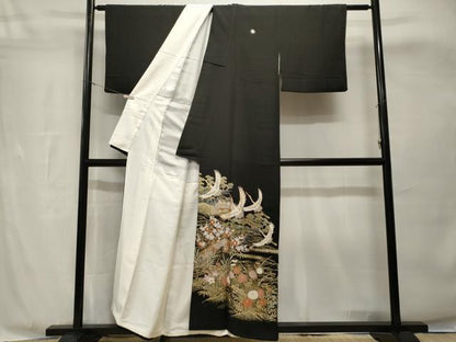 平和屋着物■豪華黒留袖　駒刺繍　飛鶴御所解文　金彩　正絹　逸品　CABH8889ev
