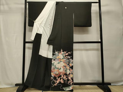 平和屋着物■豪華黒留袖　作家物　短冊花車文　金彩　正絹　逸品　CABH8895ev