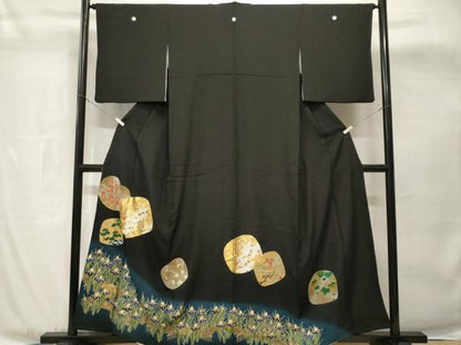 平和屋着物■豪華黒留袖　駒刺繍　杜若　飛鶴枝松梅文　暈し染め　金彩　正絹　逸品　CABH8904ev