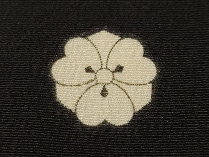 平和屋着物■豪華黒留袖　刺繍　屏風鳳凰花文　暈し染め　金彩　正絹　逸品　CABH8964ev