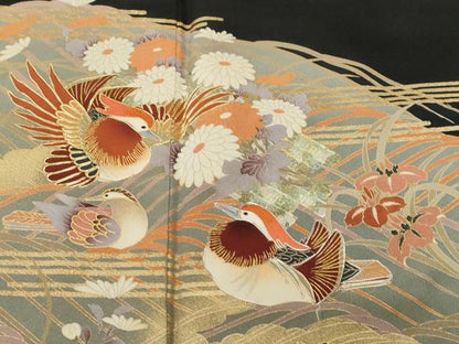 平和屋着物■豪華黒留袖　作家物　駒刺繍　花筏流水鴛鴦文　金彩　正絹　逸品　CABH9001ev