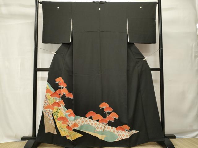 平和屋着物■豪華黒留袖　駒刺繍　七宝亀甲花松文　金彩　正絹　逸品　CABH9015ev