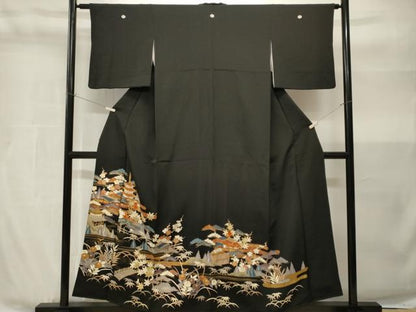 平和屋着物■豪華黒留袖　駒刺繍　松竹梅御所解文　金彩　正絹　逸品　CABH9038ev